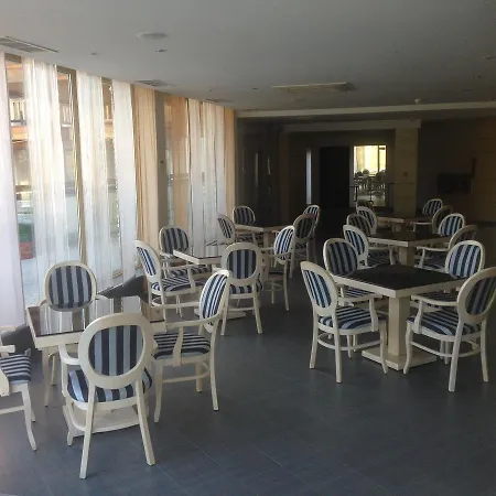 Hotel St. John Hill 4*